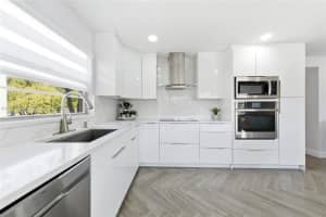 1551 Sw 135th Ter 201g, Pembroke Pines