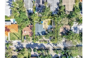 1025 Ne 84th St, Miami