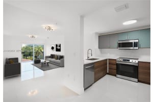 2280 Sw 32nd Ave 201, Miami