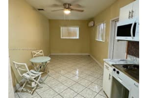 6471 Sw 27th St 2, Miramar