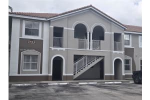 1677 Se 27th Ct 209, Homestead