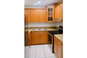 13820 Sw 112th St 204, Miami