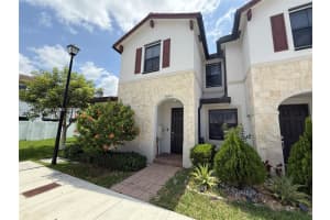 10623 W 33rd Ct 10623, Hialeah 10623 W 33rd Ct 10623, Hialeah