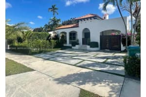 5648 Sw 5th Ter, Miami