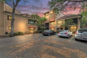 15575 N Miami Lakeway N 305, Miami Lakes