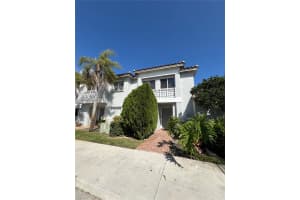 20839 Nw 4th St, Pembroke Pines