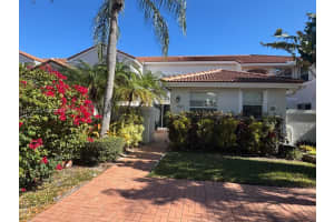 1521 Seagrape Way, Hollywood