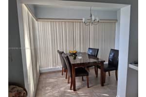 300 Ne 191st St 211, Miami