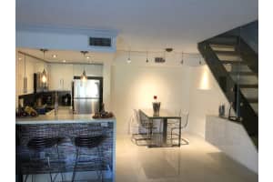 665 Nw 85th Pl 10-202, Miami