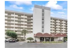 5860 Nw 44th St 208, Lauderhill