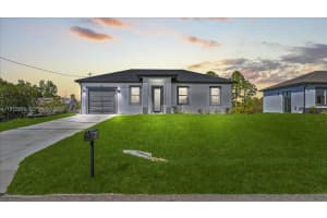 1141 Barfield St E, Lehigh Acres