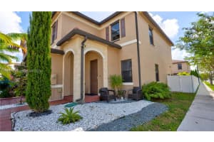3494 W 106th Ter, Hialeah