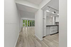 55 Ocean Lane Dr 1035, Key Biscayne
