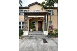 17005 Sw 96th St Main, Miami