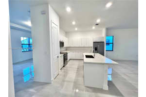 17324 Sw 41st St 17324, Miramar