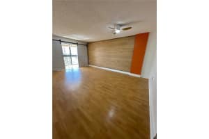 5055 Nw 7th St 504, Miami