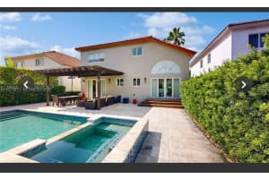 10942 Nw 59th St, Doral