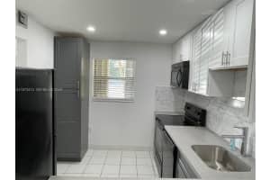 8390 Sands Point Blvd 107f, Tamarac