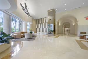 19355 Turnberry Way 15g, Aventura