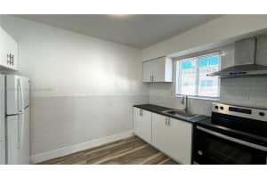 120 Ne 55th St 4, Miami