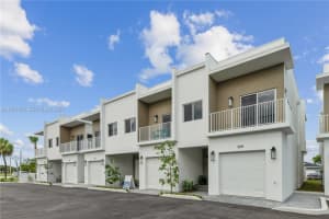 1305 Nw 27 Ave, Pompano Beach