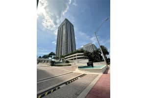 4775 Collins Ave 2407, Miami Beach
