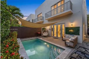 3055 Carter St 3055, Miami