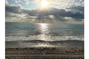 430 Grand Bay Dr 801, Key Biscayne