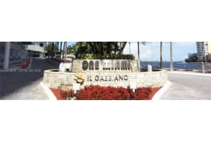 335 S Biscayne Blvd 1002, Miami