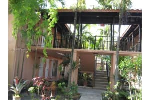 10832 N Kendall Dr U-6, Miami