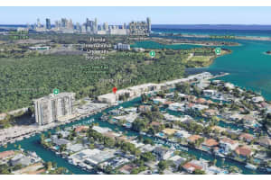 2600 Ne 135th St 4e-a, North Miami