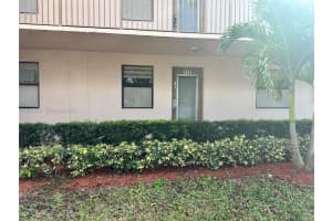 10434 Sunrise Lakes Blvd 102, Sunrise