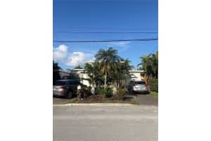 9048 Carlyle Ave, Surfside 9048 Carlyle Ave, Surfside