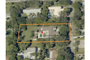 12050 Sw 90th Ave, Miami