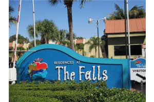 13998 Sw 90th Ave 206-bb, Miami