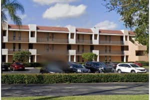 5920 Coral Lake Dr 208, Margate