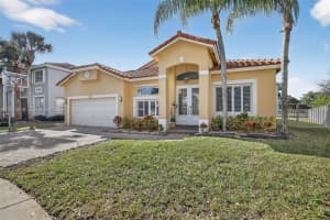 4301 Diamond Row, Weston