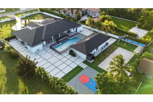 365 Nw 132nd Ave, Miami