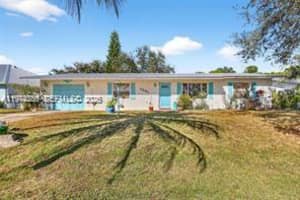 1261 Se Mendavia Ave, Port Saint Lucie