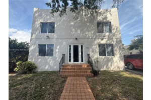 1853 Sw 17th St 3, Miami