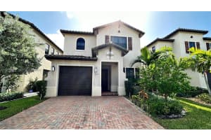 3278 W 97th Ter, Hialeah