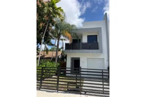 2321 Sw 16th Ct Left, Miami