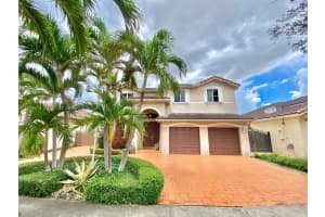13851 Sw 38th Ln, Miami