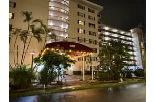 3660 Ne 166th St 212, North Miami Beach