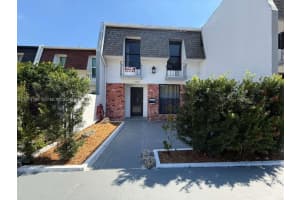 13503 Ne 24th Pl 13503, North Miami