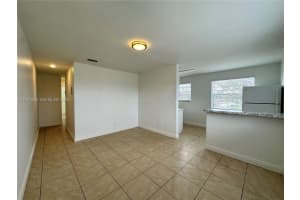 5621 Sw 36th Ct 201, Davie