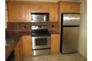 7722 Camino Real E301, Miami