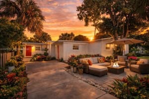 1160 W 26 Th Ct, Riviera Beach