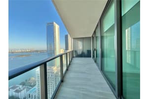 460 Ne 28 St 3203, Miami