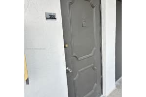 14185 Sw 87th St A205, Miami